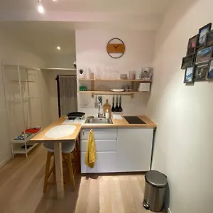 Studio Très Agréable Proche De Auron Appartement